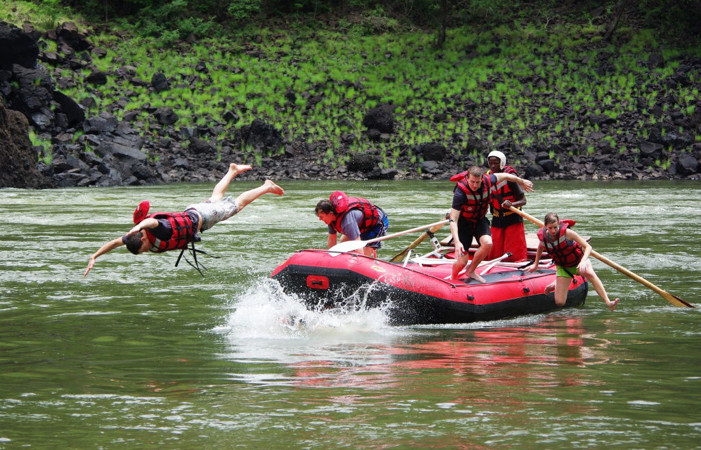 'Test The Best' White Water Rafting - Bundu Adventures